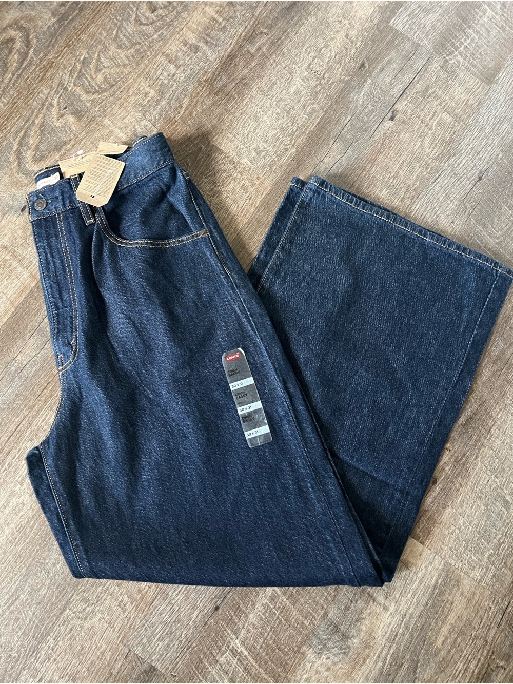 Levi's Cinch High Rise Baggy Jeans-Size 30x31